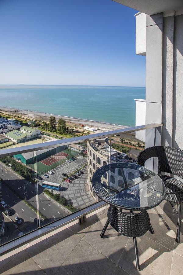 Tina'S Apartments With Panoramic Sea View Batumi Eksteriør bilde