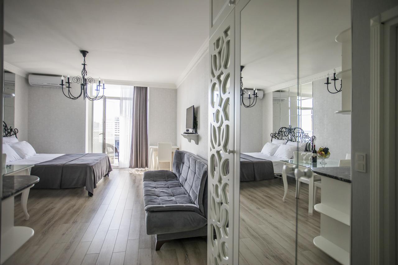 Tina'S Apartments With Panoramic Sea View Batumi Rom bilde